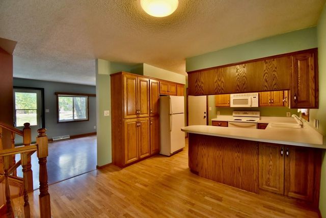 801 Maywood Drive, Saint Cloud, MN 56303