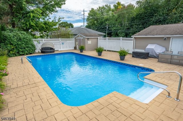 1555 Ratzer Rd, Wayne Twp., NJ 07470