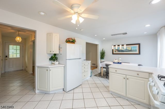 1555 Ratzer Rd, Wayne Twp., NJ 07470