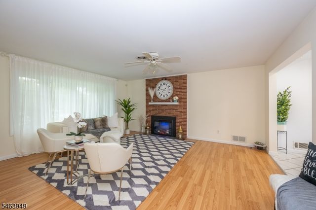 1555 Ratzer Rd, Wayne Twp., NJ 07470