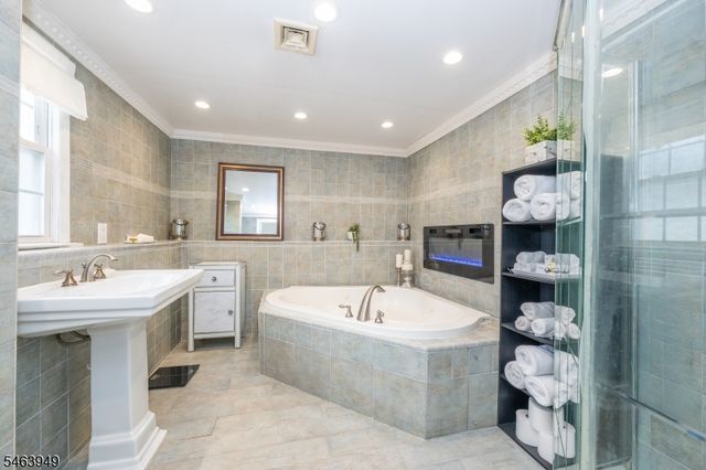 1555 Ratzer Rd, Wayne Twp., NJ 07470