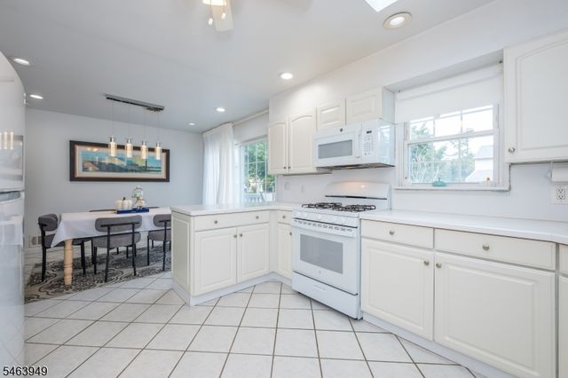 1555 Ratzer Rd, Wayne Twp., NJ 07470