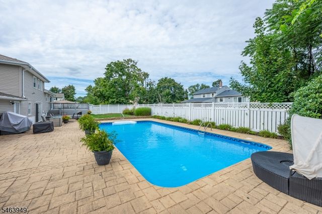 1555 Ratzer Rd, Wayne Twp., NJ 07470