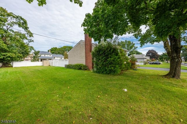 1555 Ratzer Rd, Wayne Twp., NJ 07470