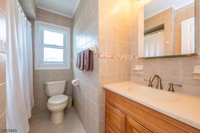 1555 Ratzer Rd, Wayne Twp., NJ 07470