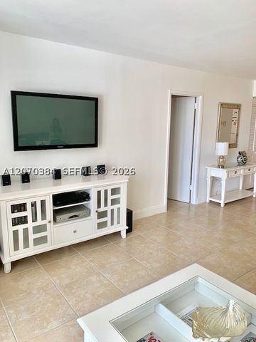 5701 Collins Ave 311, Miami Beach, FL 33140