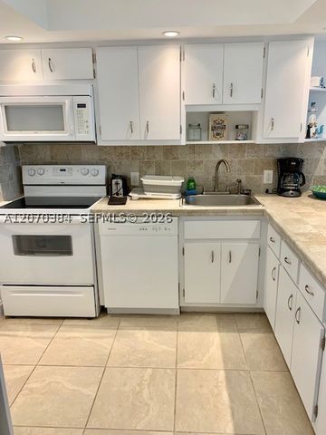 5701 Collins Ave 311, Miami Beach, FL 33140