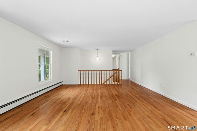 20 Lincoln Drive, New Canaan, CT 06840