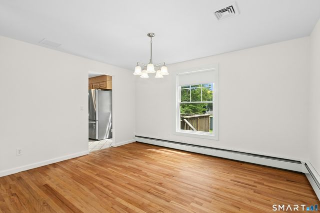 20 Lincoln Drive, New Canaan, CT 06840