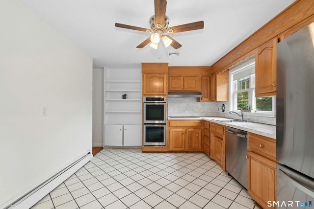 20 Lincoln Drive, New Canaan, CT 06840