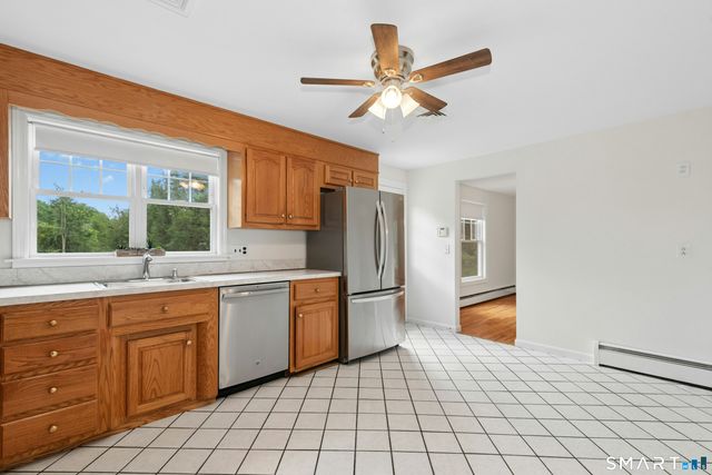 20 Lincoln Drive, New Canaan, CT 06840