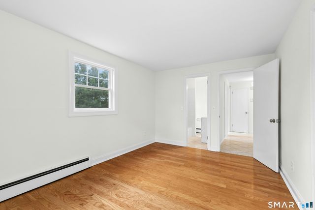 20 Lincoln Drive, New Canaan, CT 06840