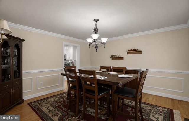 1702 LAKESIDE DR, Harpers Ferry, WV 25425
