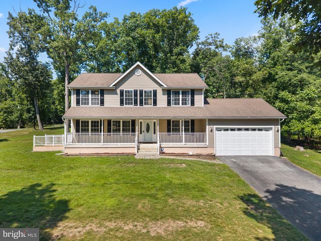 1702 LAKESIDE DR, Harpers Ferry, WV 25425