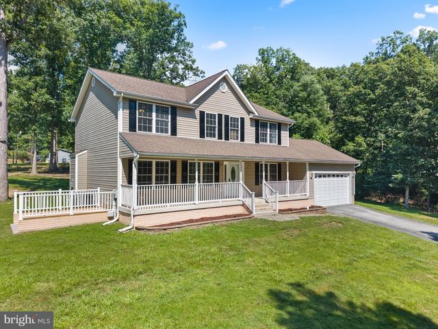 1702 LAKESIDE DR, Harpers Ferry, WV 25425