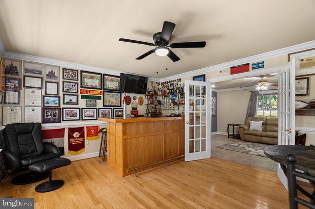 1702 LAKESIDE DR, Harpers Ferry, WV 25425