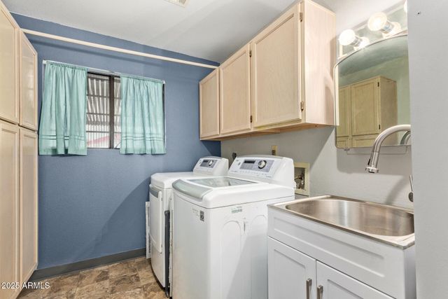 6646 E DODGE Street, Mesa, AZ 85205