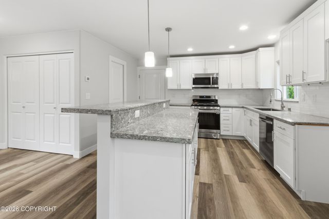 7075 S Brimstone Drive, Wasilla, AK 99654