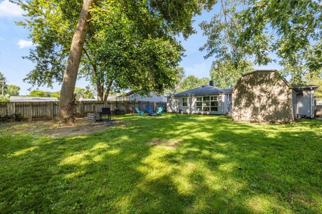 317 Preston Drive, South Bend, IN 46615