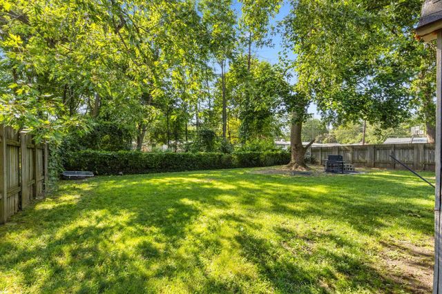 317 Preston Drive, South Bend, IN 46615
