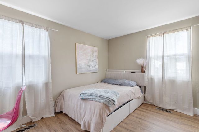 317 Preston Drive, South Bend, IN 46615