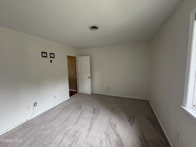 222 S Ten Broeck Street APT 25, Scotia, NY 12302