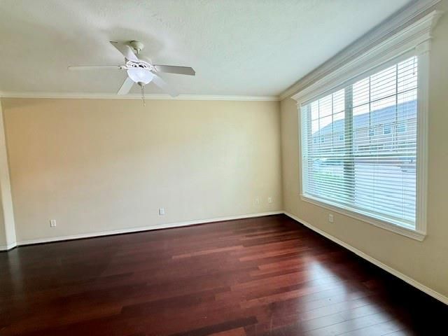 1000 Spring Loop 1806, College Station, TX 77840