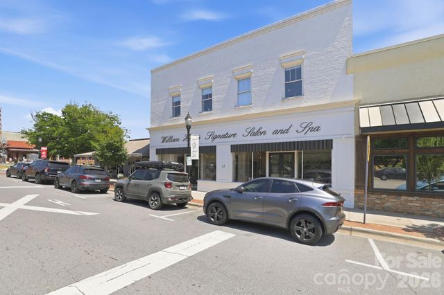 1197 Mckee Farm Lane, Belmont, NC 28012