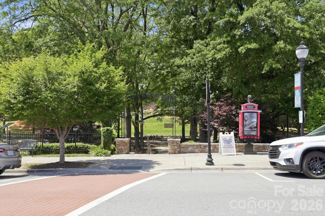 1197 Mckee Farm Lane, Belmont, NC 28012