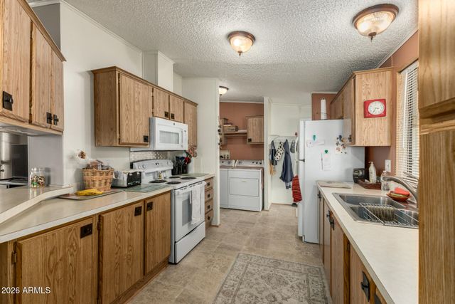 3806 N SOUTH DAKOTA Avenue, Florence, AZ 85132