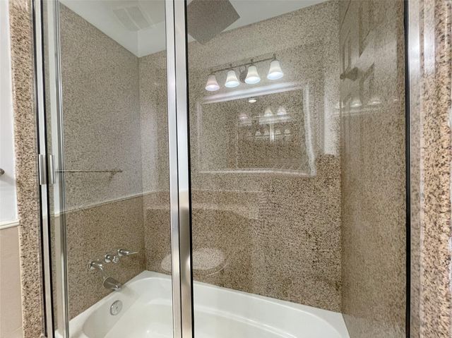 2015 Ansbury Drive, Houston, TX 77018