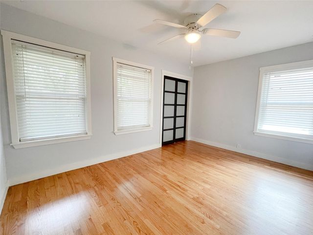 2015 Ansbury Drive, Houston, TX 77018