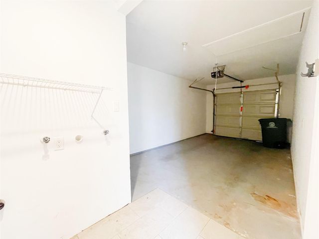 2015 Ansbury Drive, Houston, TX 77018