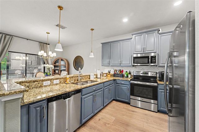 28425 PLEASANT BAY LOOP, Wesley Chapel, FL 33543