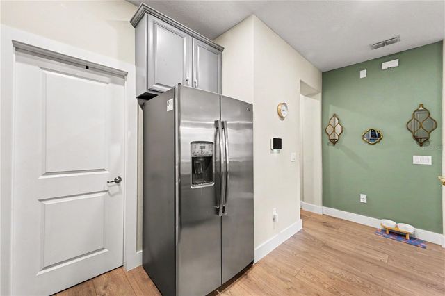 28425 PLEASANT BAY LOOP, Wesley Chapel, FL 33543
