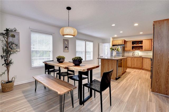 3154 Pond LN, Gloucester, VA 23061