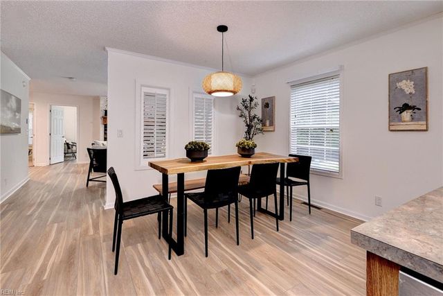 3154 Pond LN, Gloucester, VA 23061