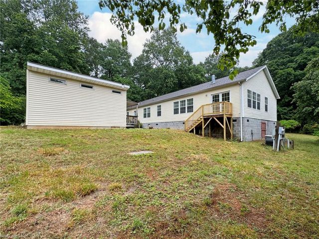 3154 Pond LN, Gloucester, VA 23061