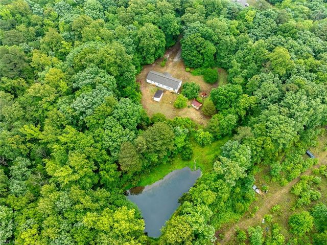 3154 Pond LN, Gloucester, VA 23061