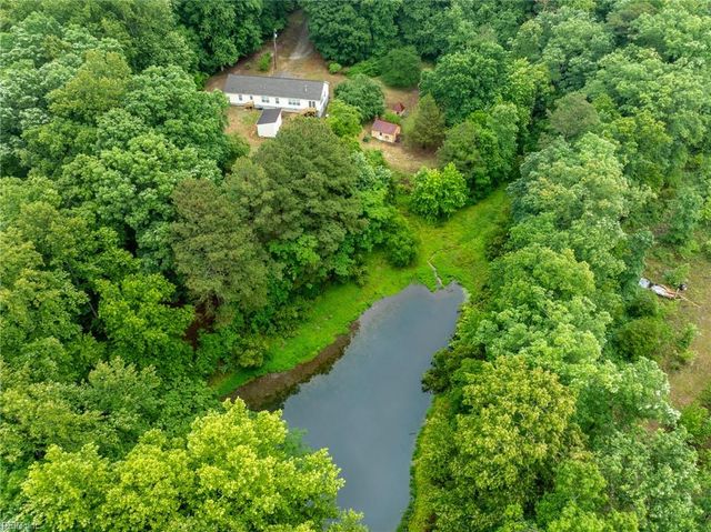 3154 Pond LN, Gloucester, VA 23061