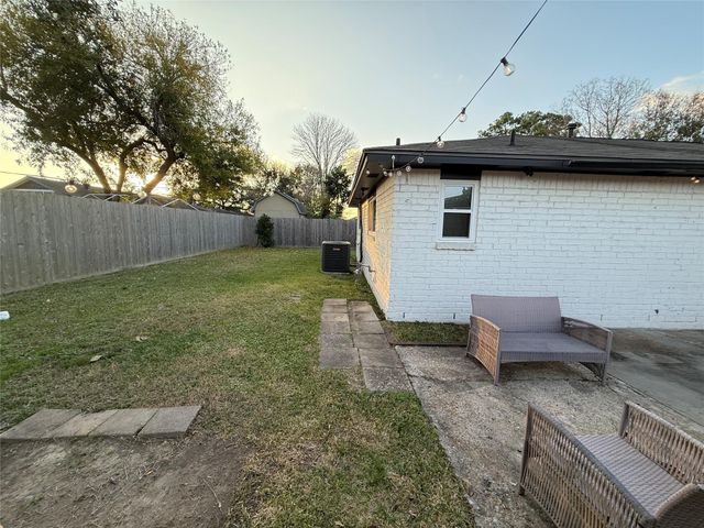 1214 Sigma Street, Pasadena, TX 77504