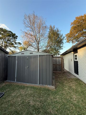 1214 Sigma Street, Pasadena, TX 77504