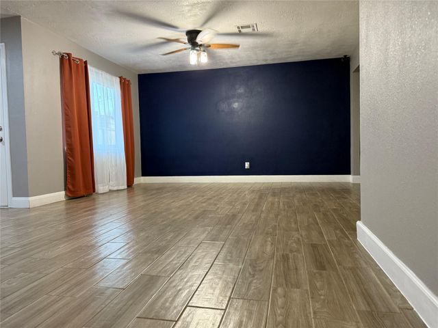 1214 Sigma Street, Pasadena, TX 77504