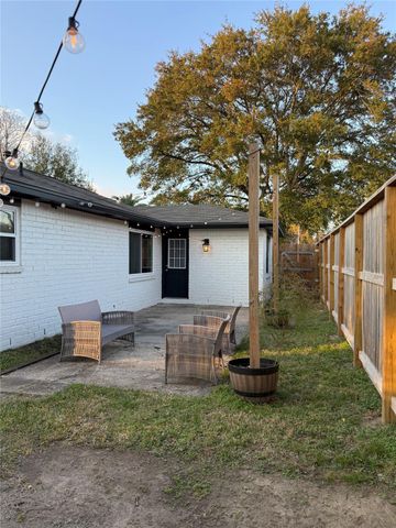 1214 Sigma Street, Pasadena, TX 77504