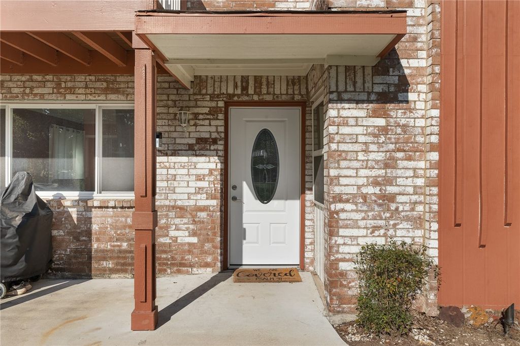 174 Masters Place, Hilltop Lakes, TX 77871 — photo 3