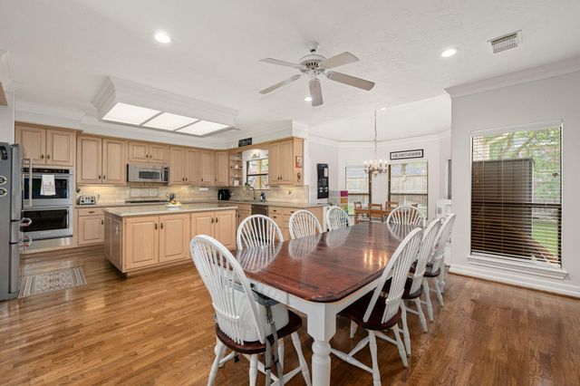 919 Ivy Parkway Drive, Houston, TX 77077