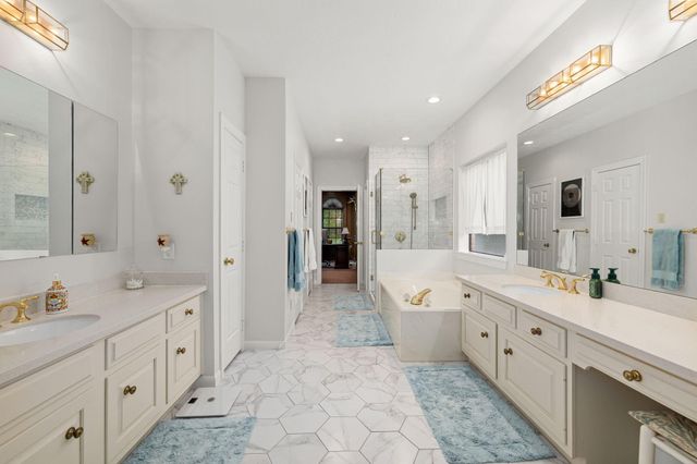 919 Ivy Parkway Drive, Houston, TX 77077