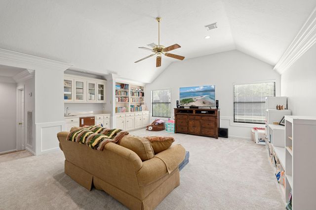 919 Ivy Parkway Drive, Houston, TX 77077