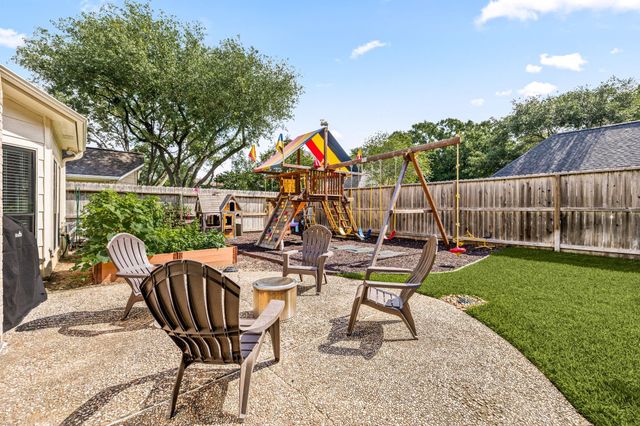 919 Ivy Parkway Drive, Houston, TX 77077