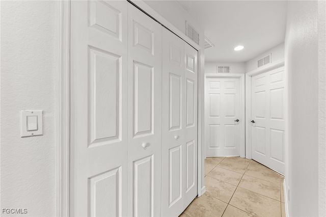 4247 Liron AVE 104, Fort Myers, FL 33916